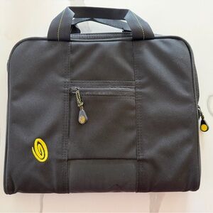 Timbuk2 Slim Computer Case padded Like NEW 10.5” x 12” handle black laptop ipad